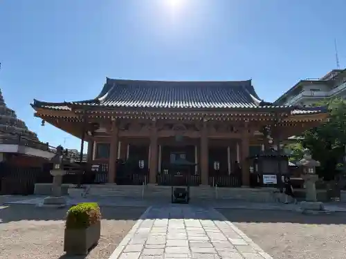 壬生寺の{uncategorized: "未分類", other: "その他", undefined: "問題あり", building: "その他建物", grave: "お墓", sacred_gate: "鳥居", guardian: "狛犬", statue: "像", buddha: "仏像", history: "歴史", nature: "自然", garden: "庭園", animal: "動物", pagoda: "塔", temizu: "手水舎", mountain_gate: "山門・神門", sanctuary: "本殿・本堂", subordinate: "末社・摂社", art: "芸術", scenery: "景色", jizo: "地蔵", ema: "絵馬", goshuin: "御朱印", omikuji: "おみくじ", items: "授与品その他", amulet: "お守り", goshuincho: "御朱印帳", eats: "食事", festival: "お祭り", votive_dance: "神楽", shichigosan: "七五三参", wedding: "結婚式", experience: "体験その他", initially: "初詣", around: "周辺", anti_infection: "感染症対策"}