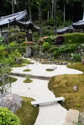 霊泉寺の庭園