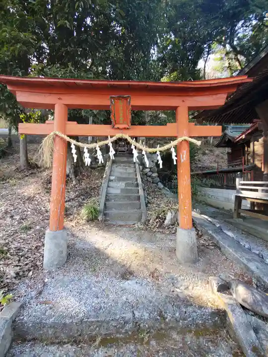 諏訪神社の末社・摂社