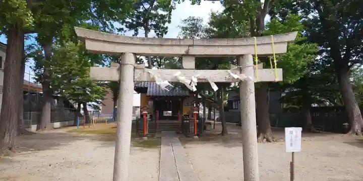 毛長神社の鳥居