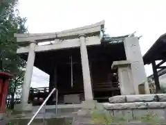 六塚稲荷神社の鳥居