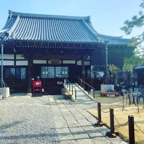 宣隆寺の本殿・本堂