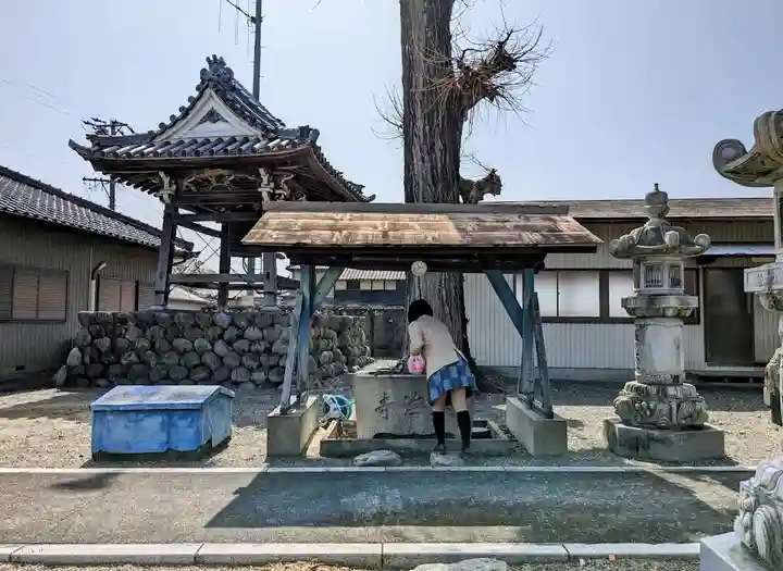 願海寺の手水舎