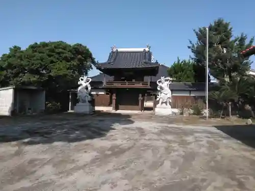 長福寺の本殿