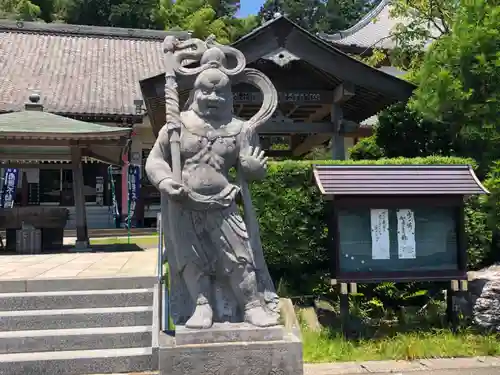 最上寺の像