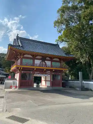 極楽寺の山門