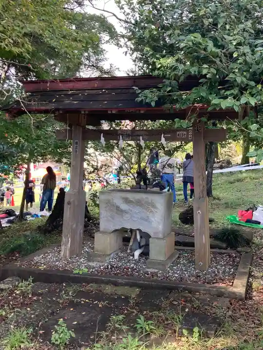 加治神社の手水舎