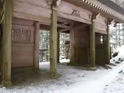 愛宕神社の山門・神門