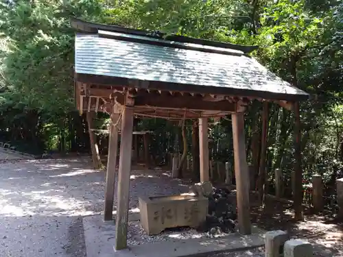 富好新田八幡社の手水舎