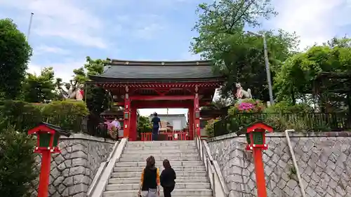 東伏見稲荷神社の山門