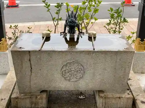 水神社の手水舎