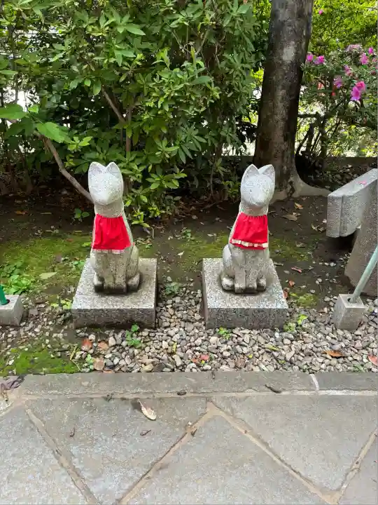 花園稲荷神社の狛犬