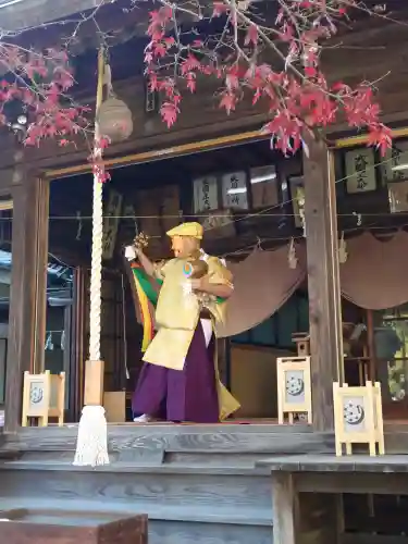 入間川大国神社の{uncategorized: "未分類", other: "その他", undefined: "問題あり", building: "その他建物", grave: "お墓", sacred_gate: "鳥居", guardian: "狛犬", statue: "像", buddha: "仏像", history: "歴史", nature: "自然", garden: "庭園", animal: "動物", pagoda: "塔", temizu: "手水舎", mountain_gate: "山門・神門", sanctuary: "本殿・本堂", subordinate: "末社・摂社", art: "芸術", scenery: "景色", jizo: "地蔵", ema: "絵馬", goshuin: "御朱印", omikuji: "おみくじ", items: "授与品その他", amulet: "お守り", goshuincho: "御朱印帳", eats: "食事", festival: "お祭り", votive_dance: "神楽", shichigosan: "七五三参", wedding: "結婚式", experience: "体験その他", initially: "初詣", around: "周辺", anti_infection: "感染症対策"}