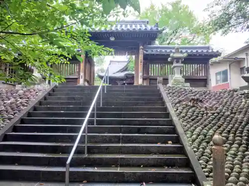 福島八幡宮の山門