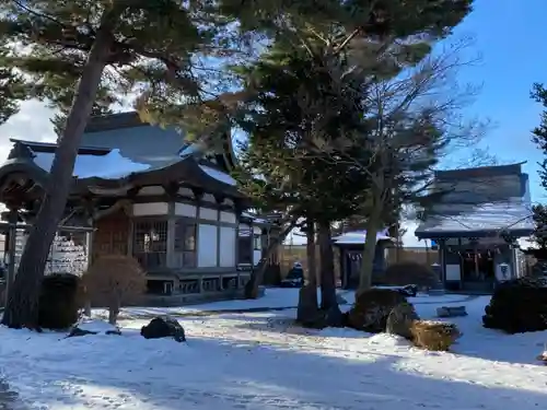 四本松神社の建物その他