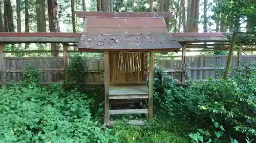 都々古別神社(馬場)の末社