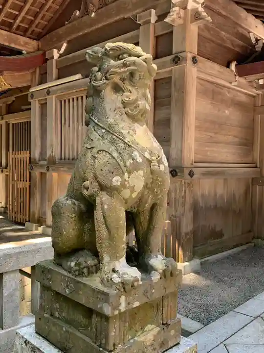 彌彦神社の狛犬