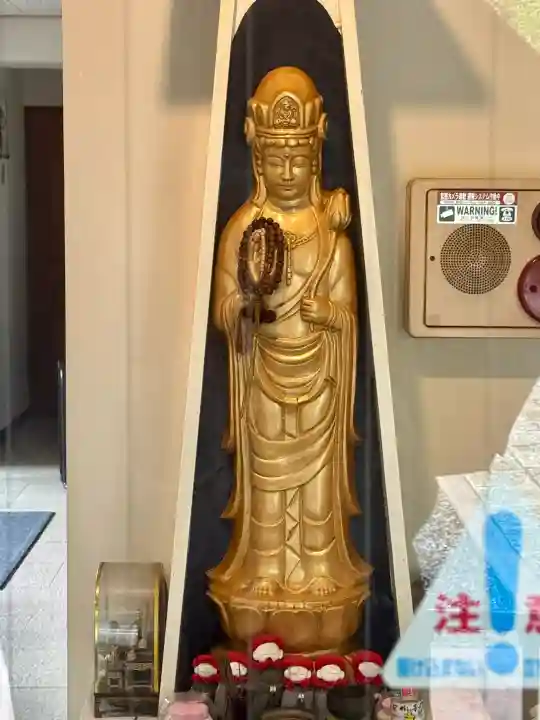 円通寺の{uncategorized: "未分類", other: "その他", undefined: "問題あり", building: "その他建物", grave: "お墓", sacred_gate: "鳥居", guardian: "狛犬", statue: "像", buddha: "仏像", history: "歴史", nature: "自然", garden: "庭園", animal: "動物", pagoda: "塔", temizu: "手水舎", mountain_gate: "山門・神門", sanctuary: "本殿・本堂", subordinate: "末社・摂社", art: "芸術", scenery: "景色", jizo: "地蔵", ema: "絵馬", goshuin: "御朱印", omikuji: "おみくじ", items: "授与品その他", amulet: "お守り", goshuincho: "御朱印帳", eats: "食事", festival: "お祭り", votive_dance: "神楽", shichigosan: "七五三参", wedding: "結婚式", experience: "体験その他", initially: "初詣", around: "周辺", anti_infection: "感染症対策"}