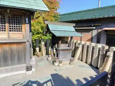 神明社の末社・摂社