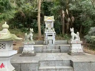 杉山神社の{uncategorized: "未分類", other: "その他", undefined: "問題あり", building: "その他建物", grave: "お墓", sacred_gate: "鳥居", guardian: "狛犬", statue: "像", buddha: "仏像", history: "歴史", nature: "自然", garden: "庭園", animal: "動物", pagoda: "塔", temizu: "手水舎", mountain_gate: "山門・神門", sanctuary: "本殿・本堂", subordinate: "末社・摂社", art: "芸術", scenery: "景色", jizo: "地蔵", ema: "絵馬", goshuin: "御朱印", omikuji: "おみくじ", items: "授与品その他", amulet: "お守り", goshuincho: "御朱印帳", eats: "食事", festival: "お祭り", votive_dance: "神楽", shichigosan: "七五三参", wedding: "結婚式", experience: "体験その他", initially: "初詣", around: "周辺", anti_infection: "感染症対策"}