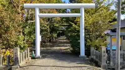 芽生神社の鳥居