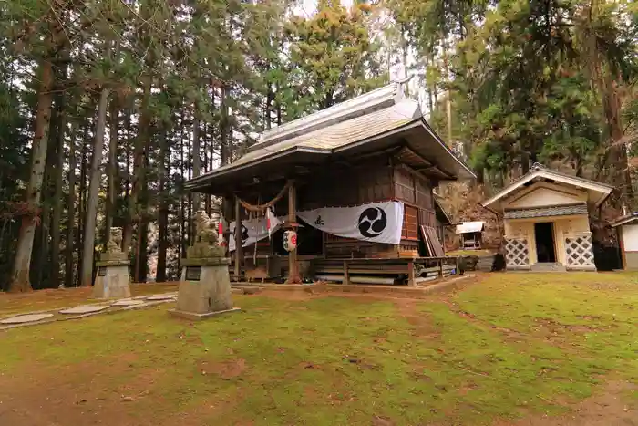 見渡神社の本殿