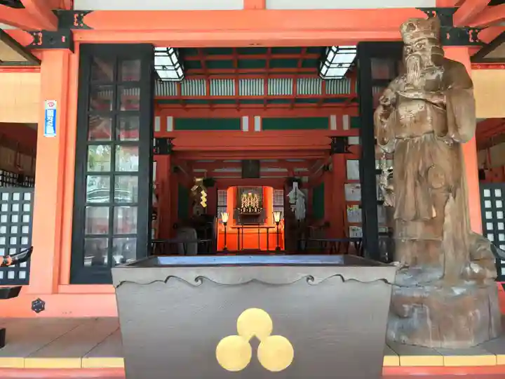 風浪宮の本殿・本堂