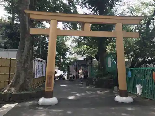 東郷神社の鳥居