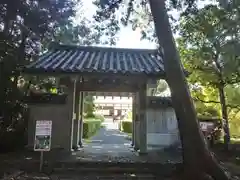 宗隣寺の山門