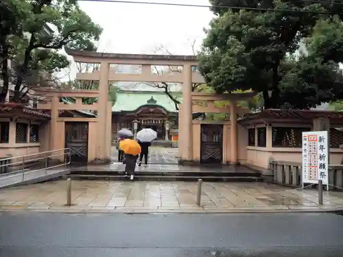 坐摩神社の鳥居