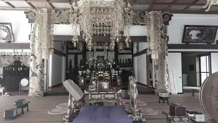 龍泉寺の本殿・本堂