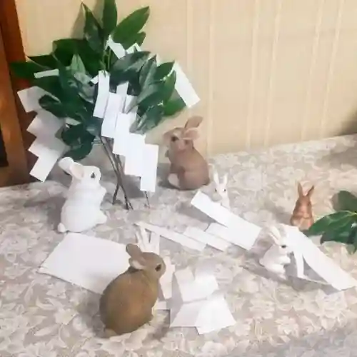 彌彦神社　(伊夜日子神社)の像