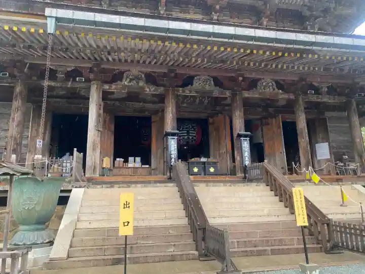 金峯山寺の{uncategorized: "未分類", other: "その他", undefined: "問題あり", building: "その他建物", grave: "お墓", sacred_gate: "鳥居", guardian: "狛犬", statue: "像", buddha: "仏像", history: "歴史", nature: "自然", garden: "庭園", animal: "動物", pagoda: "塔", temizu: "手水舎", mountain_gate: "山門・神門", sanctuary: "本殿・本堂", subordinate: "末社・摂社", art: "芸術", scenery: "景色", jizo: "地蔵", ema: "絵馬", goshuin: "御朱印", omikuji: "おみくじ", items: "授与品その他", amulet: "お守り", goshuincho: "御朱印帳", eats: "食事", festival: "お祭り", votive_dance: "神楽", shichigosan: "七五三参", wedding: "結婚式", experience: "体験その他", initially: "初詣", around: "周辺", anti_infection: "感染症対策"}