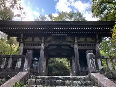 鳥居観音の山門・神門