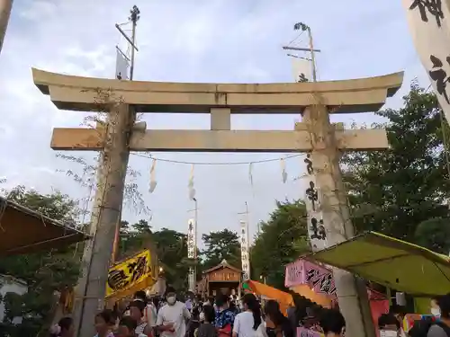 片瀬諏訪神社の鳥居