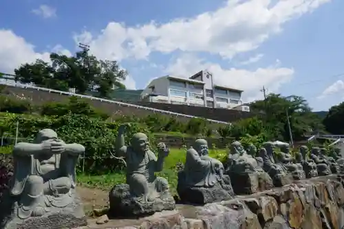 常幸院の像