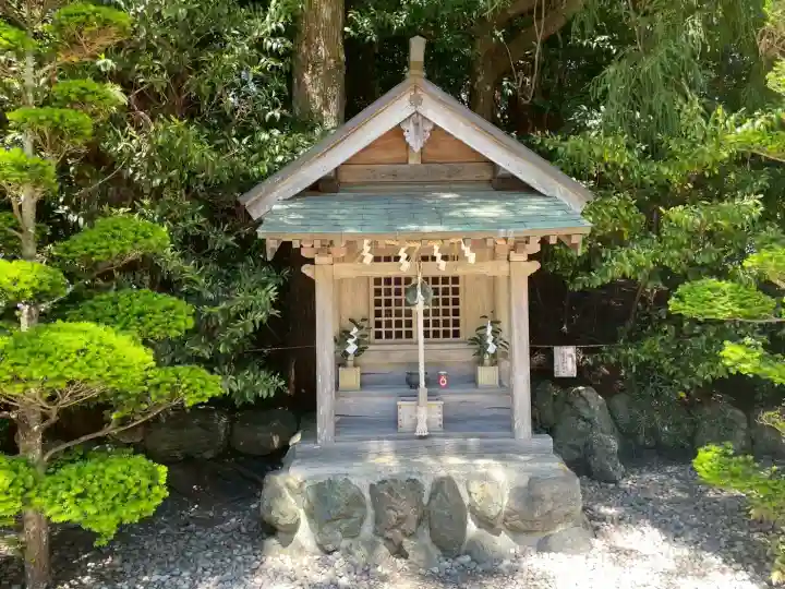 天河大辨財天社の{uncategorized: "未分類", other: "その他", undefined: "問題あり", building: "その他建物", grave: "お墓", sacred_gate: "鳥居", guardian: "狛犬", statue: "像", buddha: "仏像", history: "歴史", nature: "自然", garden: "庭園", animal: "動物", pagoda: "塔", temizu: "手水舎", mountain_gate: "山門・神門", sanctuary: "本殿・本堂", subordinate: "末社・摂社", art: "芸術", scenery: "景色", jizo: "地蔵", ema: "絵馬", goshuin: "御朱印", omikuji: "おみくじ", items: "授与品その他", amulet: "お守り", goshuincho: "御朱印帳", eats: "食事", festival: "お祭り", votive_dance: "神楽", shichigosan: "七五三参", wedding: "結婚式", experience: "体験その他", initially: "初詣", around: "周辺", anti_infection: "感染症対策"}