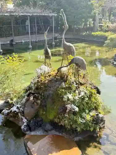 川崎大師（平間寺）の{uncategorized: "未分類", other: "その他", undefined: "問題あり", building: "その他建物", grave: "お墓", sacred_gate: "鳥居", guardian: "狛犬", statue: "像", buddha: "仏像", history: "歴史", nature: "自然", garden: "庭園", animal: "動物", pagoda: "塔", temizu: "手水舎", mountain_gate: "山門・神門", sanctuary: "本殿・本堂", subordinate: "末社・摂社", art: "芸術", scenery: "景色", jizo: "地蔵", ema: "絵馬", goshuin: "御朱印", omikuji: "おみくじ", items: "授与品その他", amulet: "お守り", goshuincho: "御朱印帳", eats: "食事", festival: "お祭り", votive_dance: "神楽", shichigosan: "七五三参", wedding: "結婚式", experience: "体験その他", initially: "初詣", around: "周辺", anti_infection: "感染症対策"}