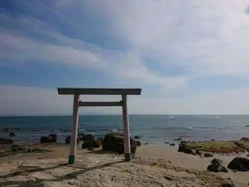 つぶてヶ浦鳥居（伊勢神宮遥拝所）の鳥居