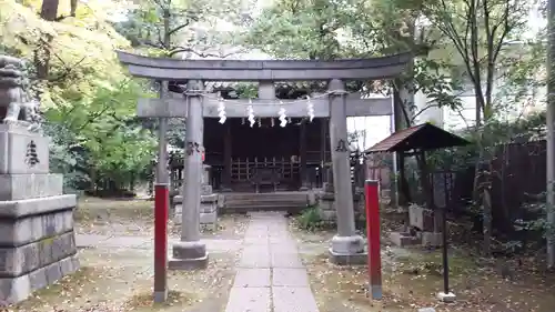 赤坂氷川神社の末社