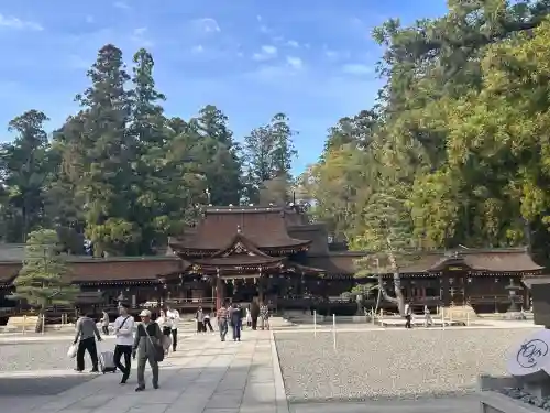 多賀大社の{uncategorized: "未分類", other: "その他", undefined: "問題あり", building: "その他建物", grave: "お墓", sacred_gate: "鳥居", guardian: "狛犬", statue: "像", buddha: "仏像", history: "歴史", nature: "自然", garden: "庭園", animal: "動物", pagoda: "塔", temizu: "手水舎", mountain_gate: "山門・神門", sanctuary: "本殿・本堂", subordinate: "末社・摂社", art: "芸術", scenery: "景色", jizo: "地蔵", ema: "絵馬", goshuin: "御朱印", omikuji: "おみくじ", items: "授与品その他", amulet: "お守り", goshuincho: "御朱印帳", eats: "食事", festival: "お祭り", votive_dance: "神楽", shichigosan: "七五三参", wedding: "結婚式", experience: "体験その他", initially: "初詣", around: "周辺", anti_infection: "感染症対策"}