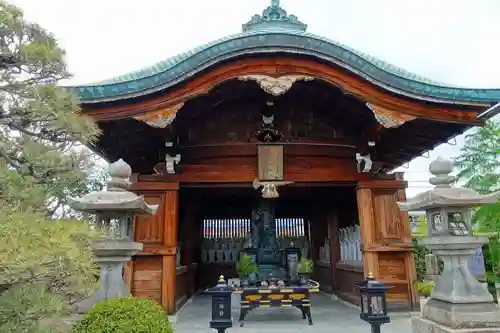 総持寺の本殿