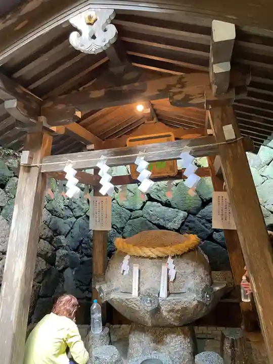 狭井坐大神荒魂神社(狭井神社)(奈良県)