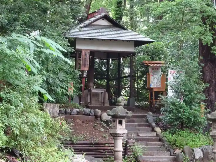 平塚八幡宮の末社・摂社