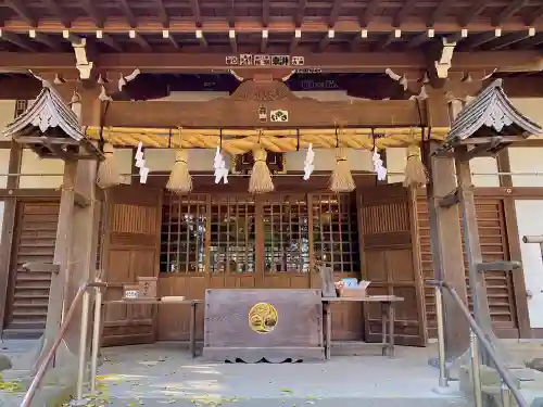 三ケ尻八幡神社の本殿・本堂