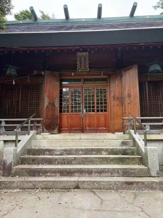 服部神社の{uncategorized: "未分類", other: "その他", undefined: "問題あり", building: "その他建物", grave: "お墓", sacred_gate: "鳥居", guardian: "狛犬", statue: "像", buddha: "仏像", history: "歴史", nature: "自然", garden: "庭園", animal: "動物", pagoda: "塔", temizu: "手水舎", mountain_gate: "山門・神門", sanctuary: "本殿・本堂", subordinate: "末社・摂社", art: "芸術", scenery: "景色", jizo: "地蔵", ema: "絵馬", goshuin: "御朱印", omikuji: "おみくじ", items: "授与品その他", amulet: "お守り", goshuincho: "御朱印帳", eats: "食事", festival: "お祭り", votive_dance: "神楽", shichigosan: "七五三参", wedding: "結婚式", experience: "体験その他", initially: "初詣", around: "周辺", anti_infection: "感染症対策"}