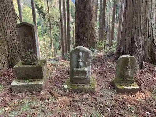 八幡神社の仏像