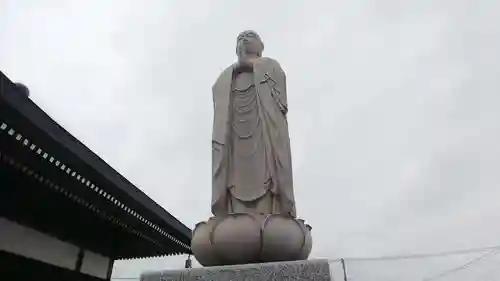 佉羅陀山地蔵院薬王寺の仏像