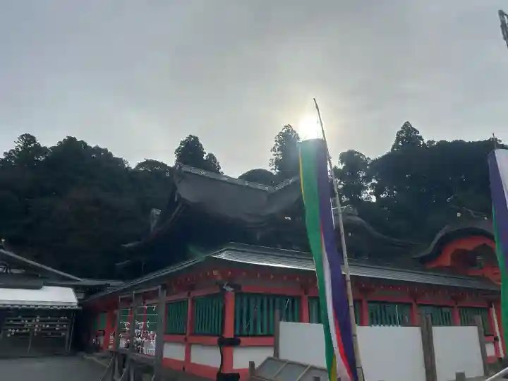 高良大社の{uncategorized: "未分類", other: "その他", undefined: "問題あり", building: "その他建物", grave: "お墓", sacred_gate: "鳥居", guardian: "狛犬", statue: "像", buddha: "仏像", history: "歴史", nature: "自然", garden: "庭園", animal: "動物", pagoda: "塔", temizu: "手水舎", mountain_gate: "山門・神門", sanctuary: "本殿・本堂", subordinate: "末社・摂社", art: "芸術", scenery: "景色", jizo: "地蔵", ema: "絵馬", goshuin: "御朱印", omikuji: "おみくじ", items: "授与品その他", amulet: "お守り", goshuincho: "御朱印帳", eats: "食事", festival: "お祭り", votive_dance: "神楽", shichigosan: "七五三参", wedding: "結婚式", experience: "体験その他", initially: "初詣", around: "周辺", anti_infection: "感染症対策"}