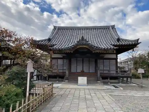 西新井大師総持寺の本殿・本堂